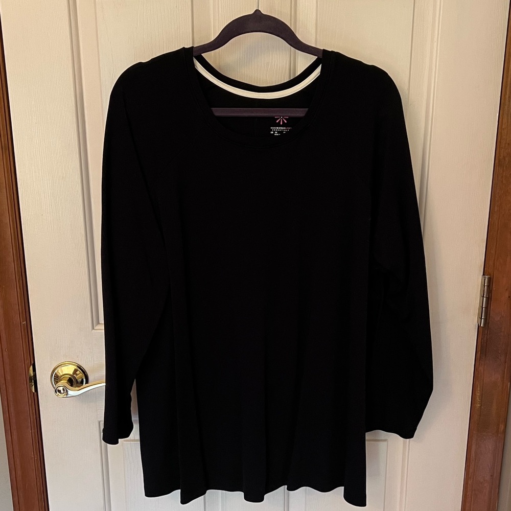 Isaac Mizrahi Essential Swing Top